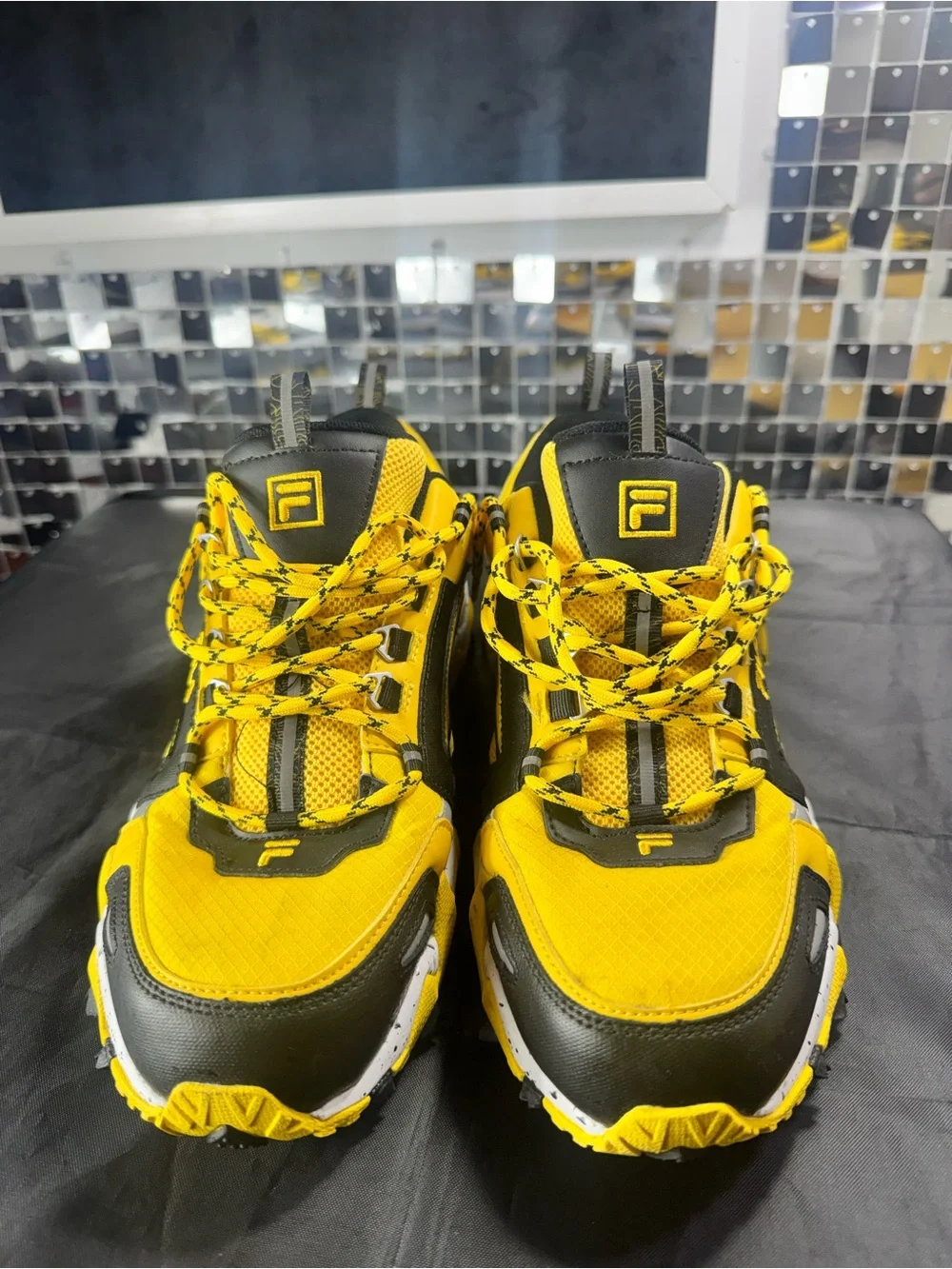 FILA Men's Yellow and Black Trail Running Sneakers